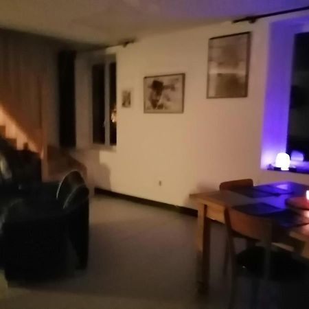 Au Repos Du Verger Couvrelles Eksteriør billede