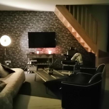Au Repos Du Verger Couvrelles Eksteriør billede