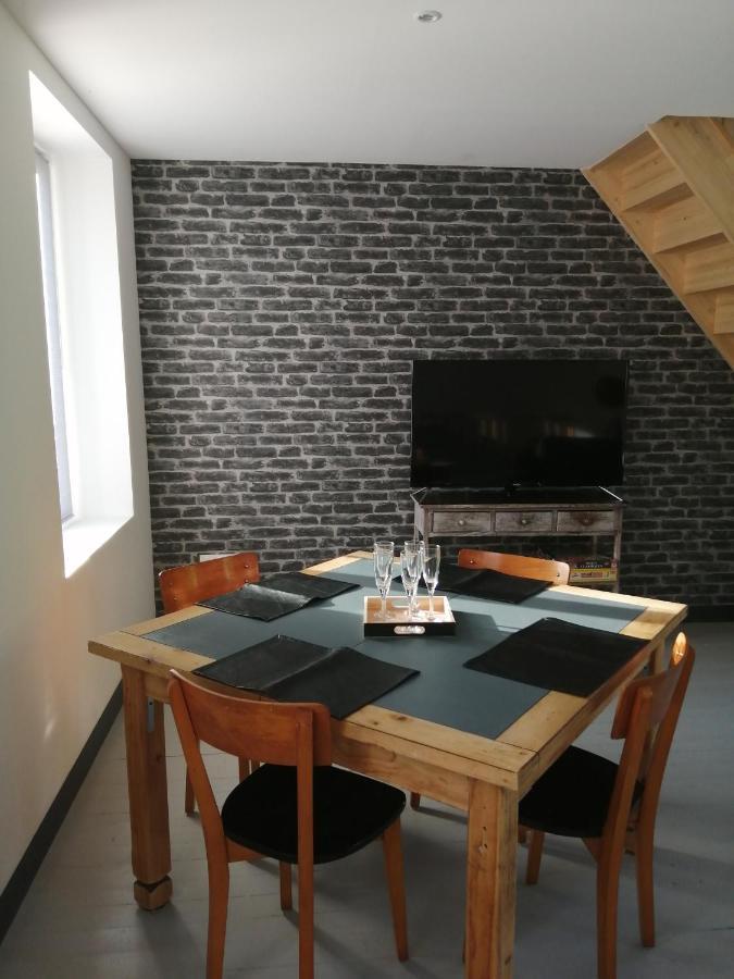 Au Repos Du Verger Couvrelles Eksteriør billede