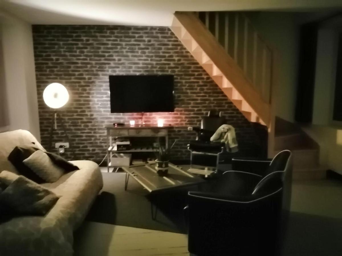 Au Repos Du Verger Couvrelles Eksteriør billede